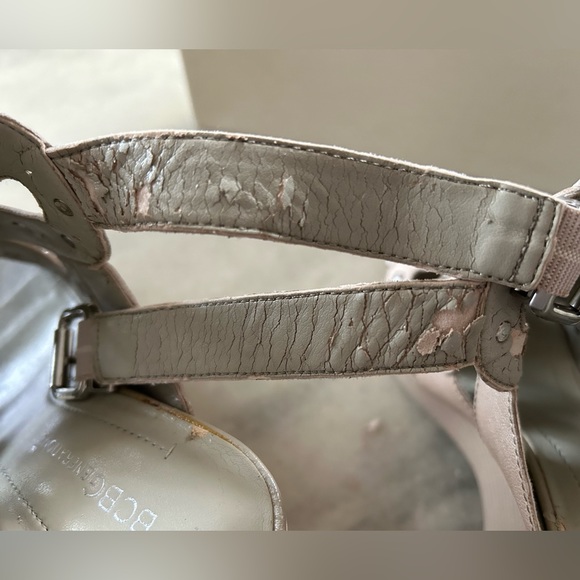 BCBGeneration Platform Sandals Gray/Taupe/Pearl 8 Ankle Strap Buckle Jeweled - Picture 8 of 11